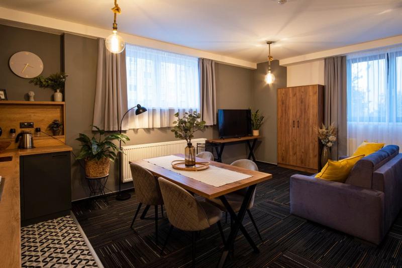 Apartmán s kuchynkou (2+2) – izba číslo 8