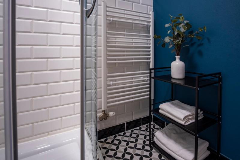 Vlastná kúpeľňa v každej izbe.